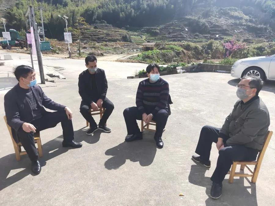 許石明帶隊到茨坪林場調(diào)研督導新冠肺炎疫情防控和復工復產(chǎn)工作