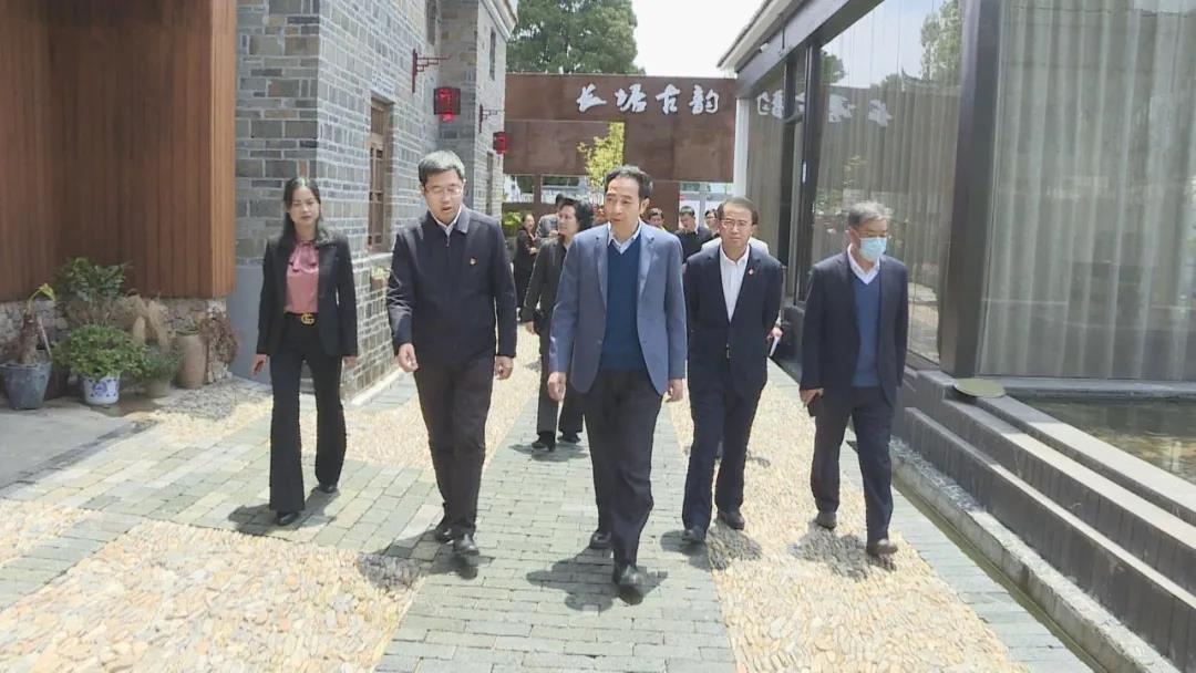 省文化和旅游廳黨組書記、廳長池紅在井岡山調(diào)研