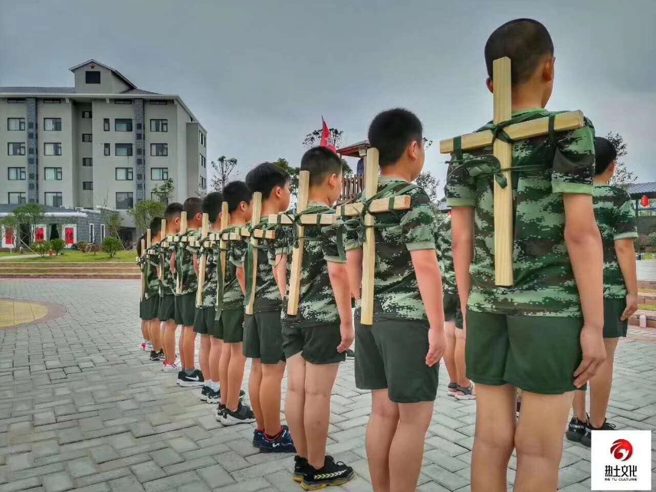 2020年定南青少年軍事夏令營報名熱線